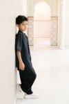 Ikhsan-Set-Black-model1-