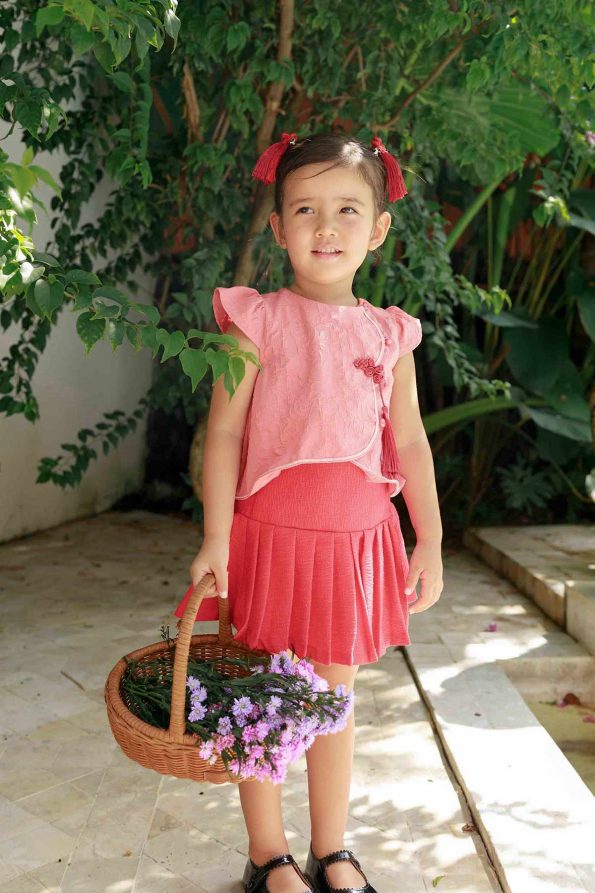 Yueli Set depan