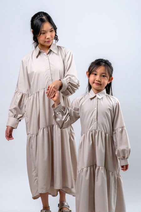 Omaira Dress Nude Grey Couple