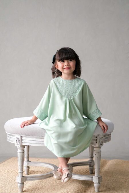 Raya Kaftan Sage