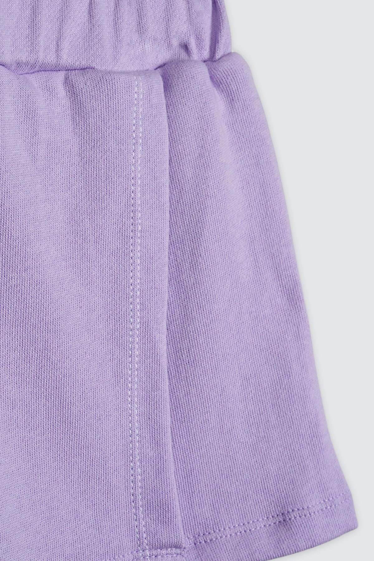 Brooklyn-Set-Lilac-rok-detail-revisi