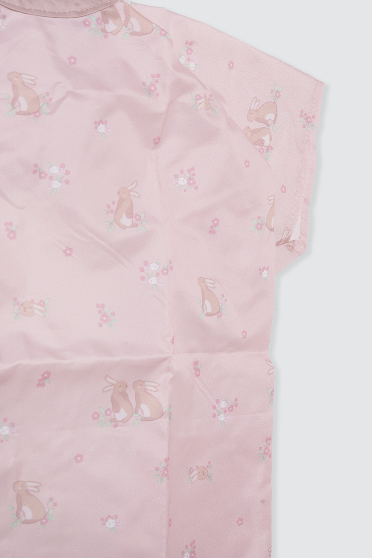 Coverall-Weaning-Bib-Little-Rabbit-Detail-1