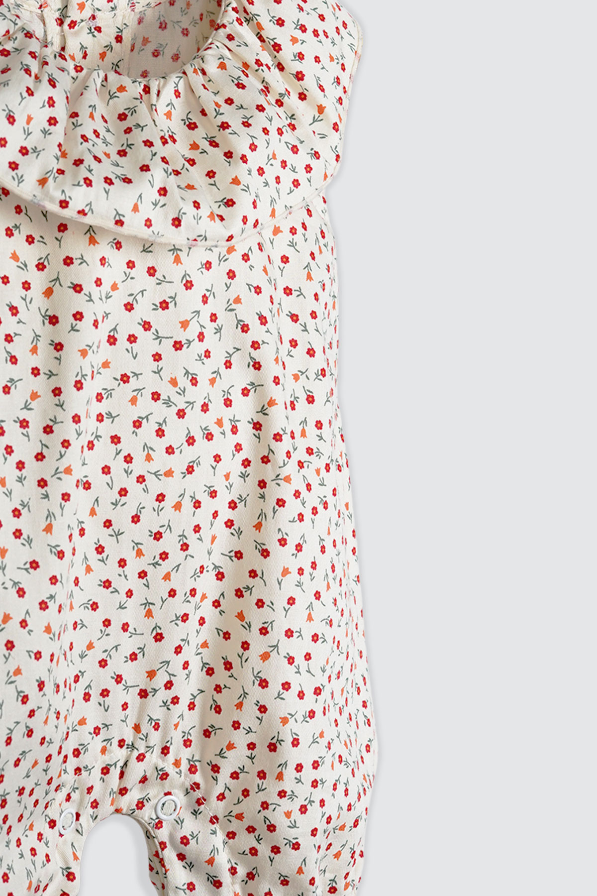 Flower-Jumpsuit-Round-Collar-Cream-detail