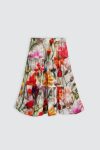 Niluh-Set-Flowery-Creme-model-