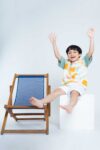 Elio Oversized Boy Tee Pistachio – On Model