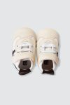 Aiden-Brown-depan