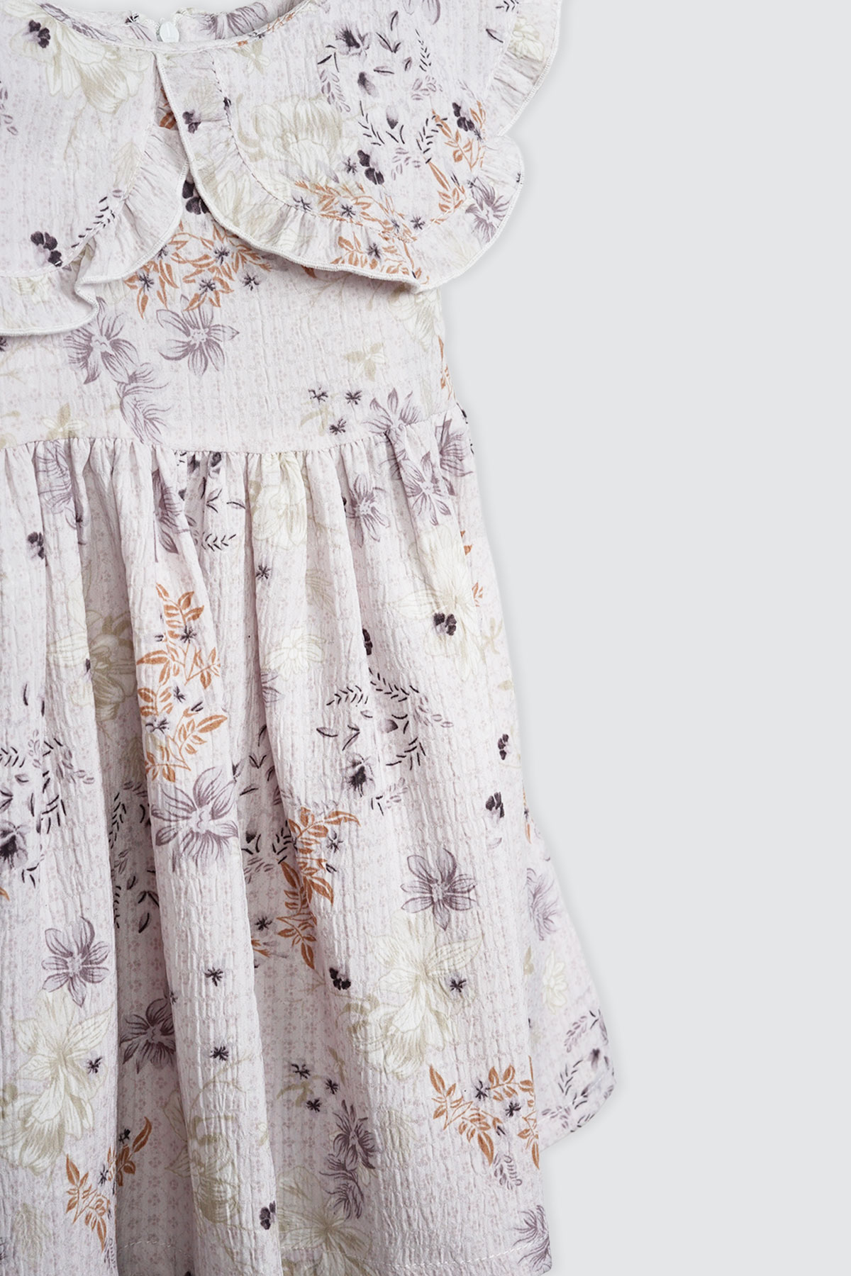 Ursulla-Dress-Flowery-Grey-detail