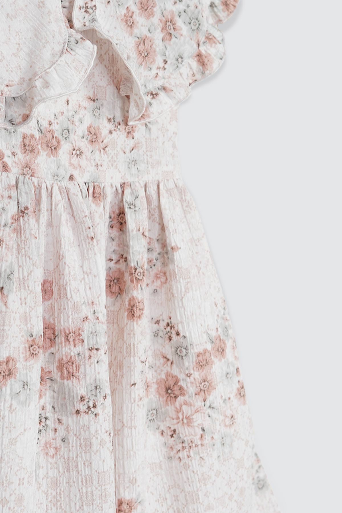 Ursulla-Dress-Flowery-Creme-detail