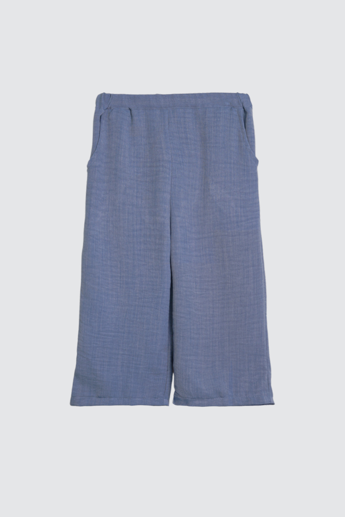 Gita-Set-Navy-depan-celana