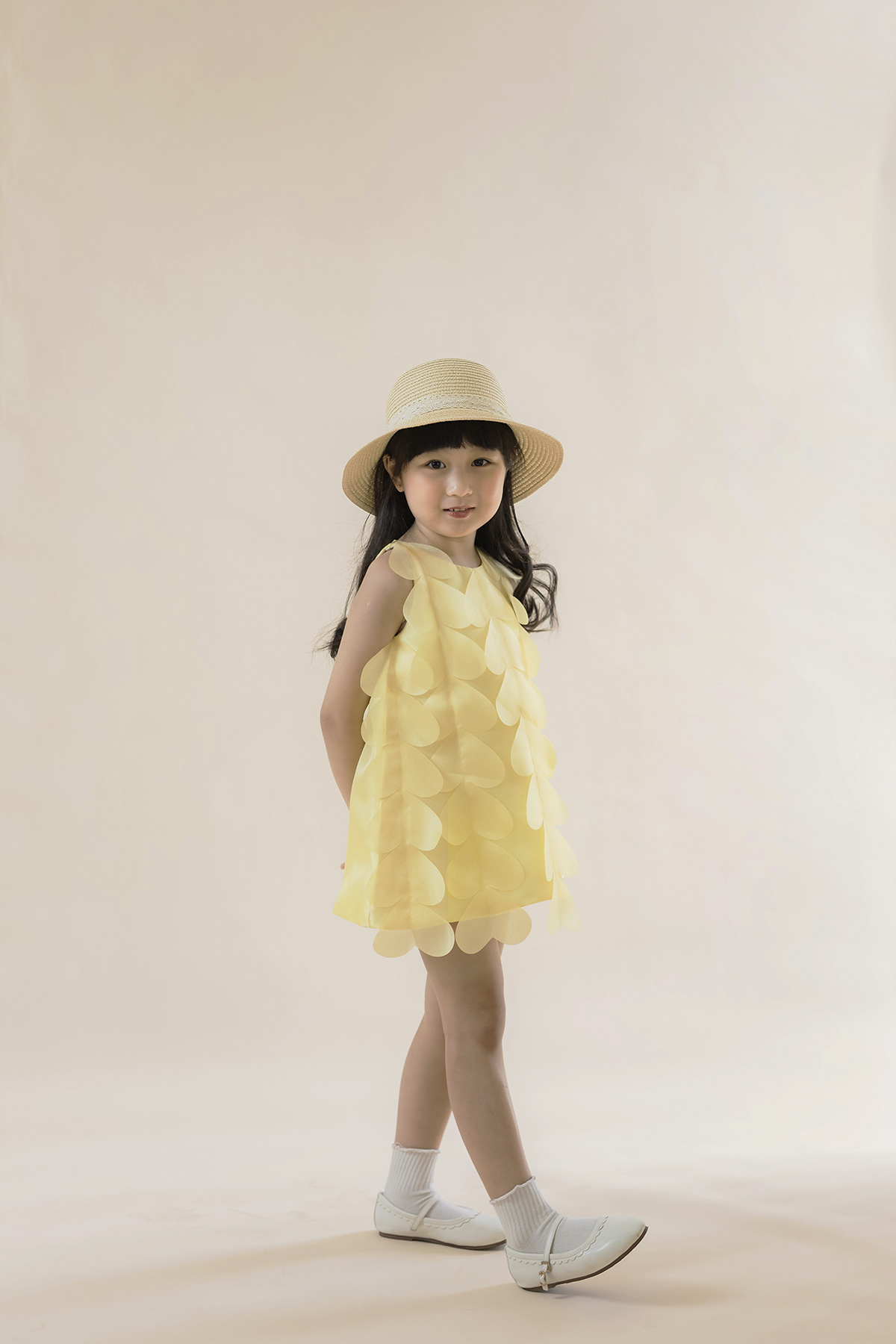 Mon-Bebé-Dress-Yellow-model Mon Bebe Dress Yellow model 1