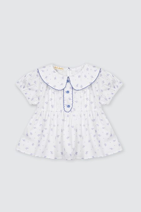 Amanda Top White Dusty Blue Floral