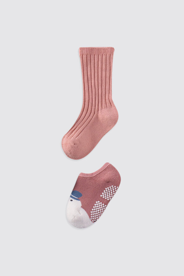 Socks-and-Booties-Pink-Snwoman-2
