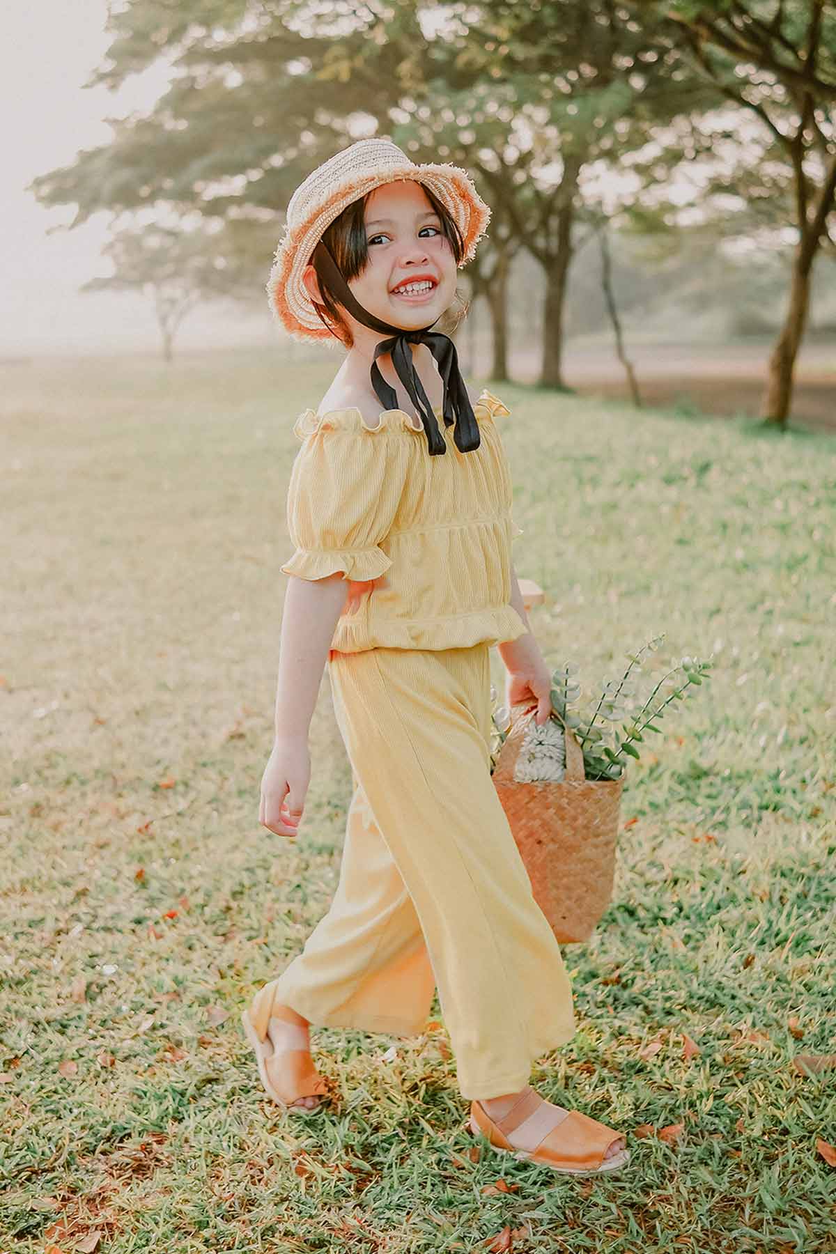 Fanya-Set---Sunny---1