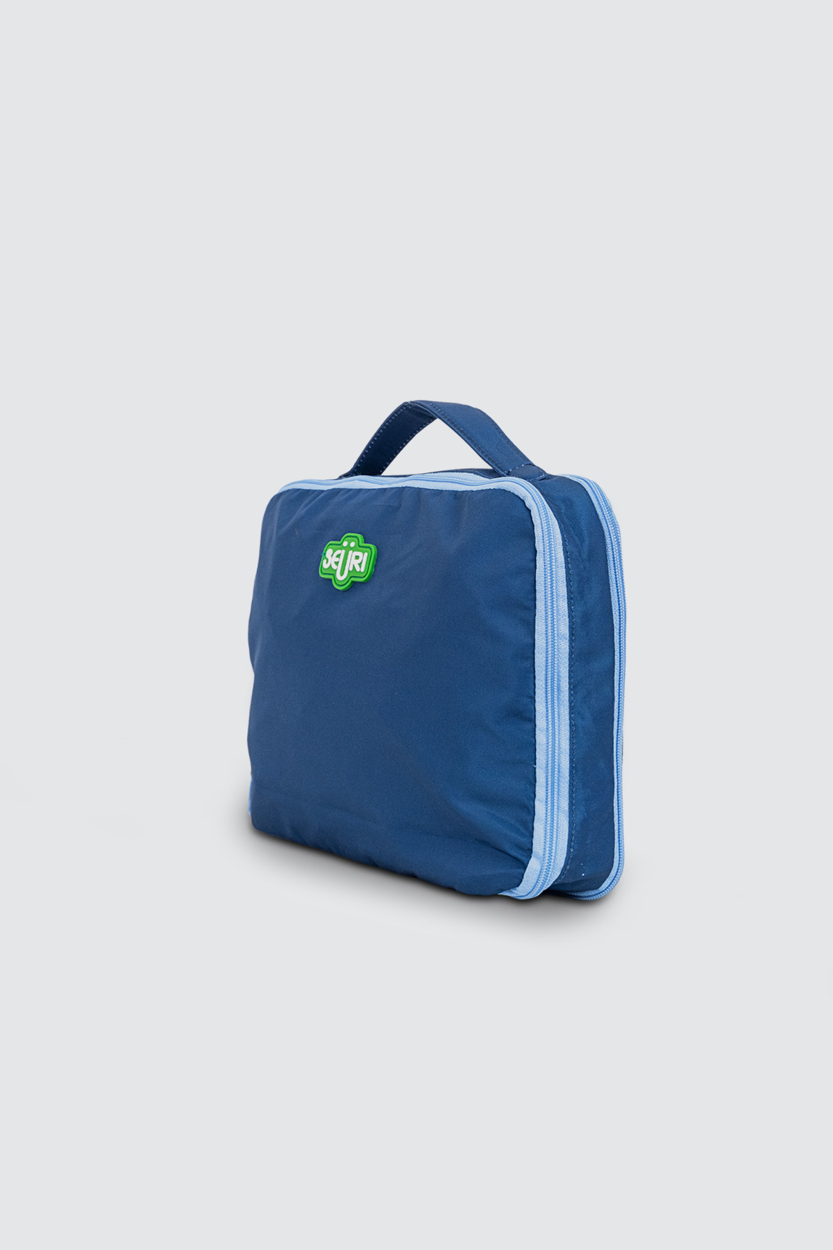 TravelBag---Blue-Cascade-2