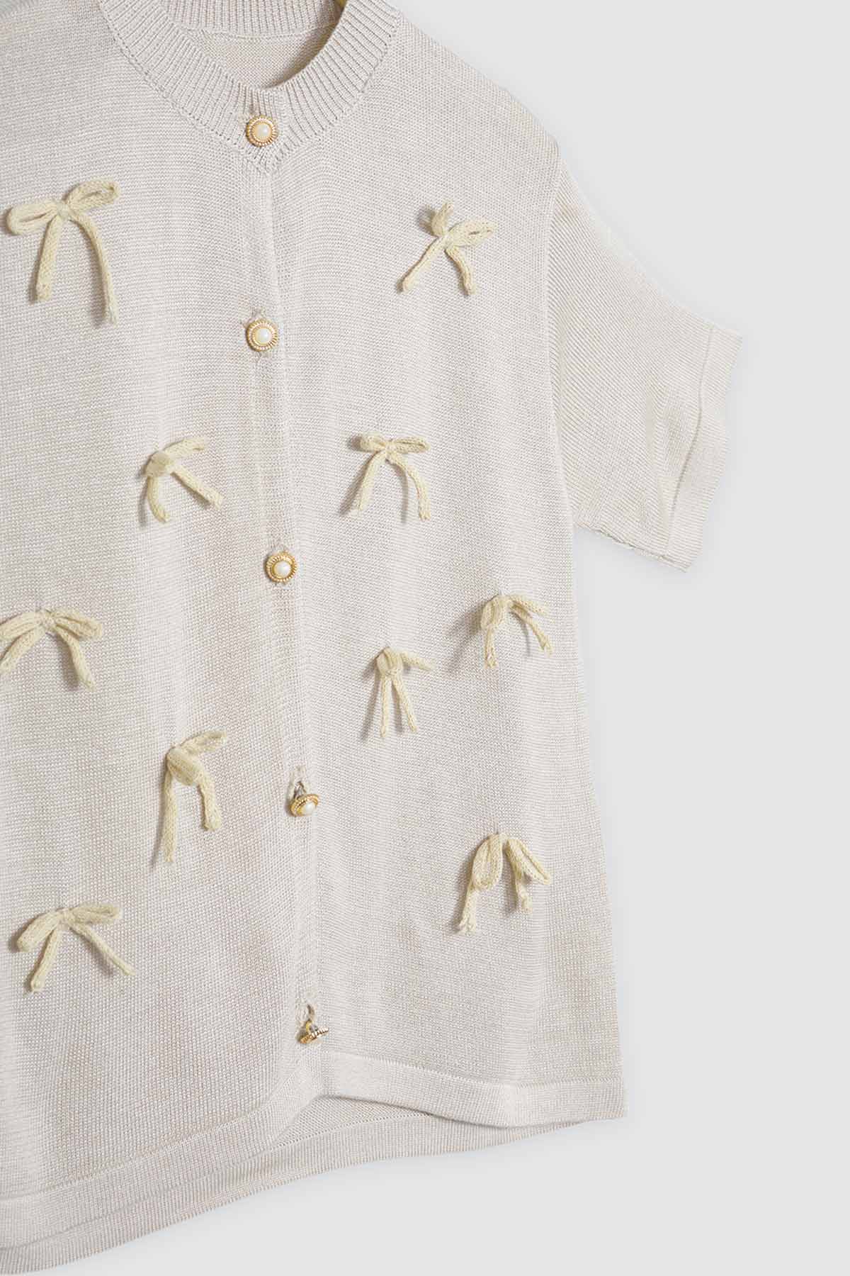 Hillary Bow Knit Taupe Detail