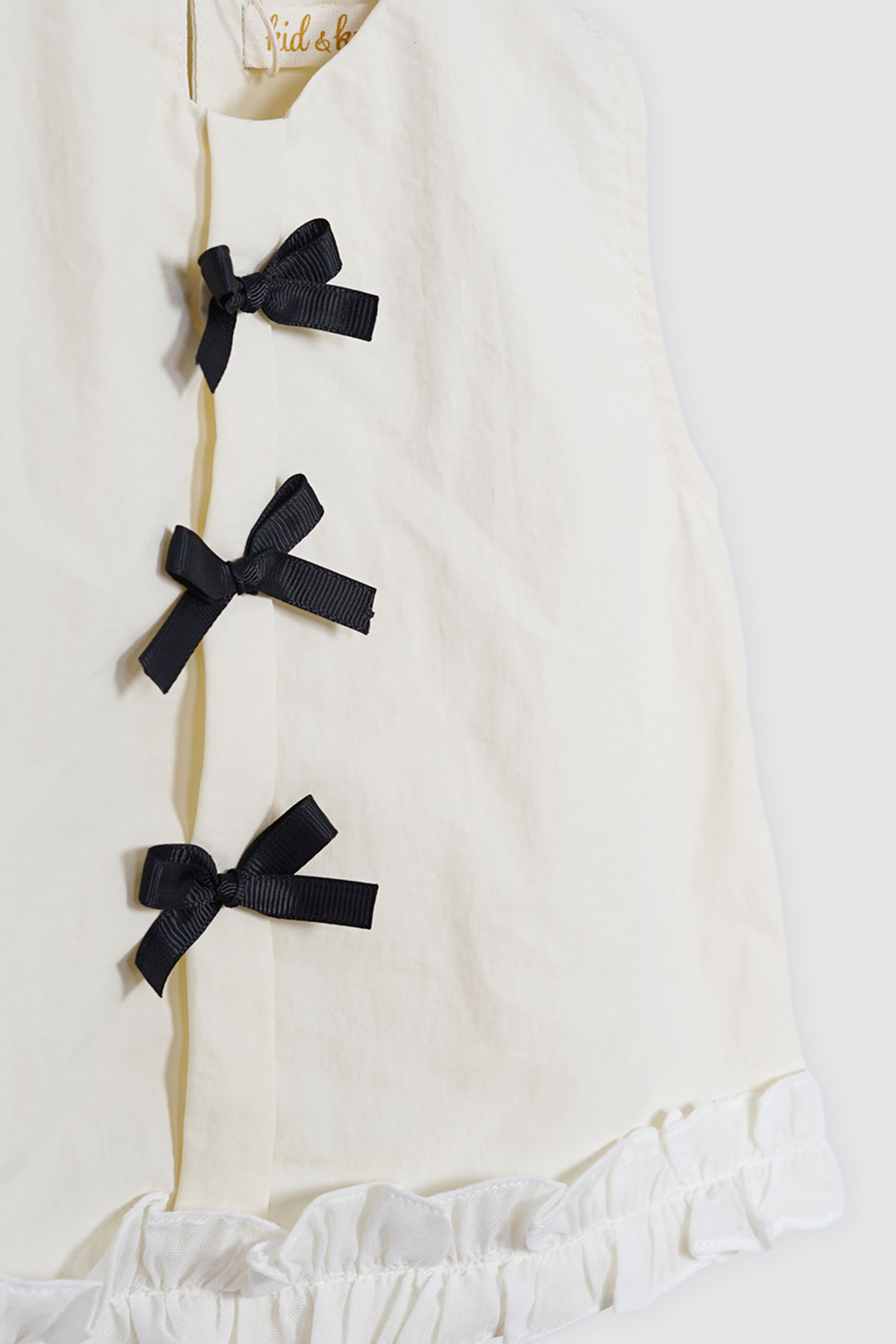 Coquette Set Creamy White Tops Detail