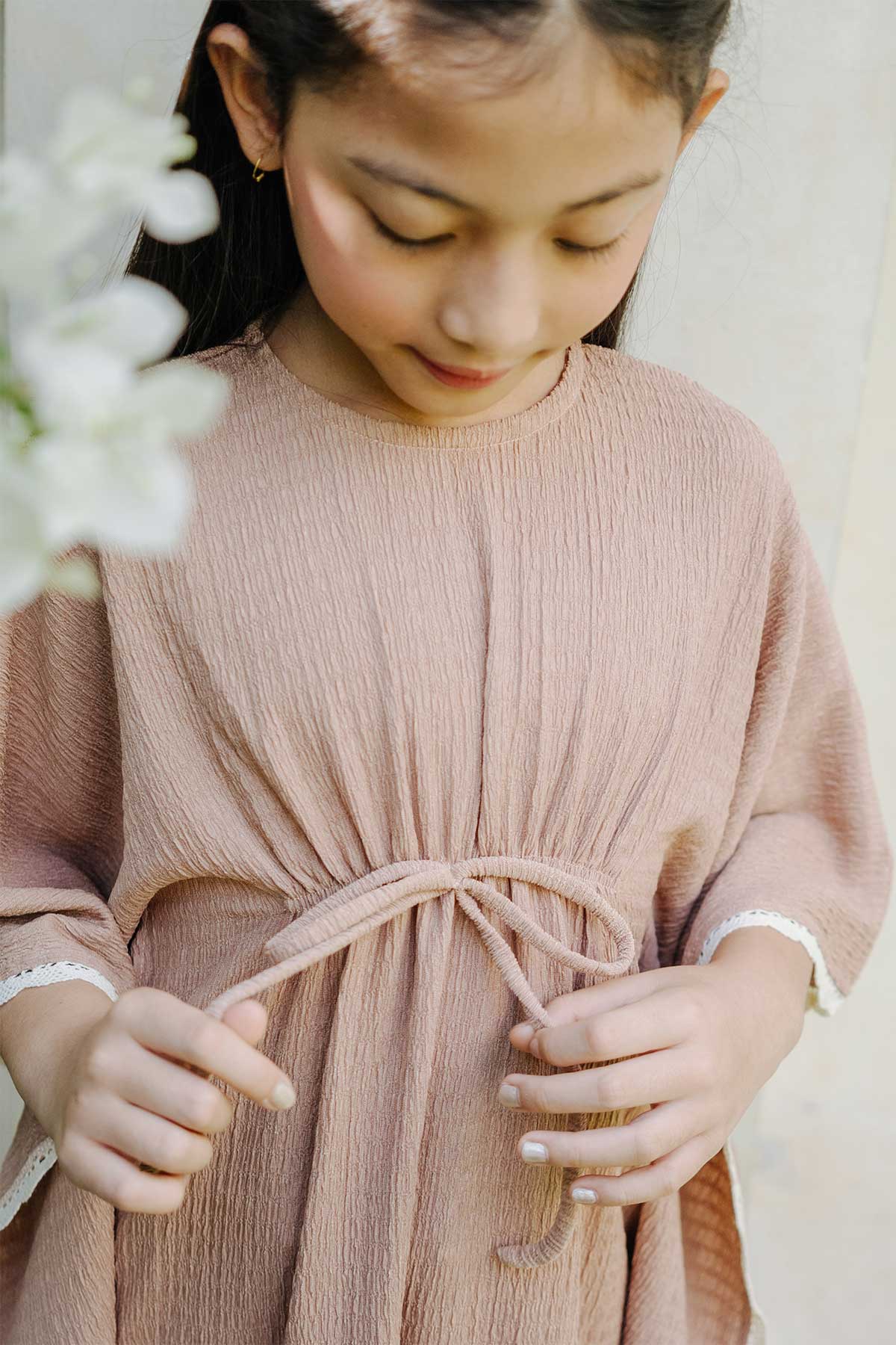 Amira-Kaftan-Mocha-On-Model-2