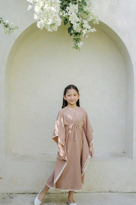 Amira Kaftan Mocha