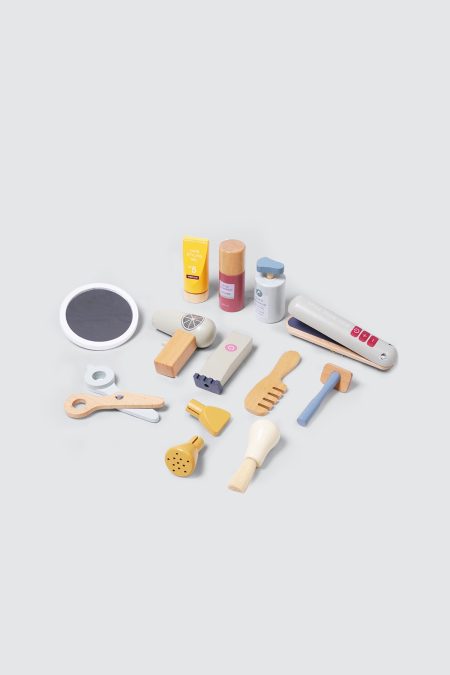 CLIP Pretend Play Salon